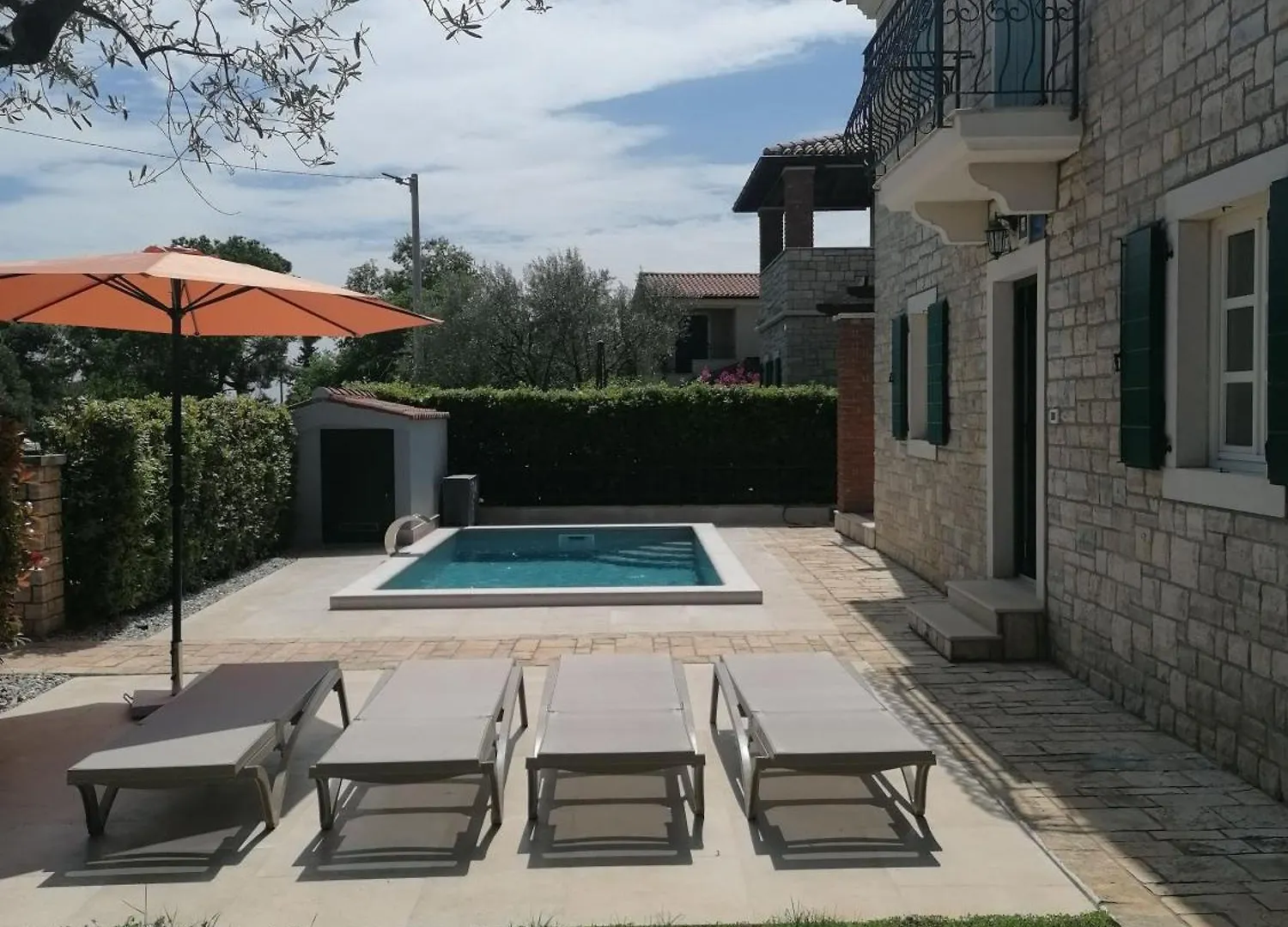 Ferienhaus Villa Nika Mit Privatem Aussenwhirlpool Buici  Holiday home